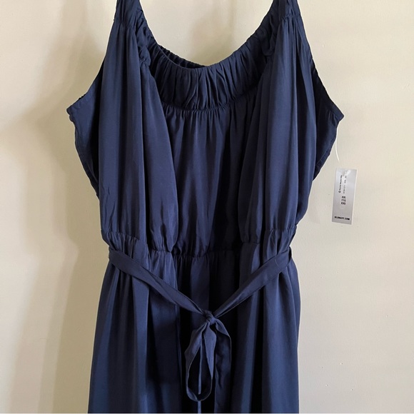 Navy Blue Cinched Waist Dress - Picture 2 of 7